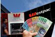 Nakitsiz toplumun işaret fişeği: Avustralya merkezli banka devi Westpac, şube ve ATM sayılarını azalttı 1500 kişiyi işten çıkaracak