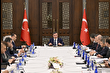 Cumhurbaşkanı Yardımcısı Cevdet Yılmaz: Küresel ekonomideki zorluklara rağmen Türkiye, uluslararası yatırımcılar için halen cazip