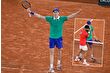 Roland Garros'ta Djokovic'i eleyen Jannik Sinner, finalde Carlos Alcaraz'ın rakibi oldu