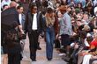 Beyoncé ve Jay-Z, Paris'te el ele poz verdi