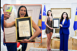 Priştine'den Londra'ya göç eden bir ailenin kızı olarak dünyaya gelen Dua Lipa, Kosova vatandaşı oldu