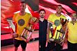 Galatasaray'dan alınan kupa Fenerbahçe'ye verildi