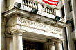 New York borsası Fed tutanakları öncesi karışık seyirle açıldı