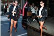 Hailey Bieber, New York'ta deri ceketiyle akşam yemeğine katıldı