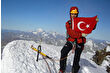K2'nin zirvesine çıkan Türk kadın dağcıdan genç kadınlara 'her şeyi yapabiliriz' mesajı