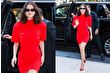 Selena Gomez New York sokaklarında Jacquemus görünümüyle boy gösterdi