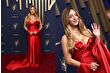 Sydney Sweeney, Emmy Ödülleri kırmızı halısında ipek elbisesiyle göz kamaştırdı