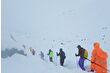 Everest Dağı'nda kar fırtınası nedeniyle mahsur kalan yüzlerce kişi için kurtarma çalışmaları sürüyor