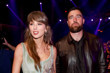 Taylor Swift ve Travis Kelce, numerolojiye göre belirledikleri 13 Haziran’da Rhode Island’daki Ocean House Oteli’nde dünyaevine girecek