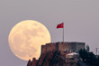 Başkentte dolunay manzarası