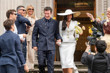 Dua Lipa ve Callum Turner Londra'daki bir belediye binasında evlendi