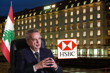 HSBC, eski Lübnan merkez bankası başkanının 300 milyon doları zimmetine geçirmesine yardım etmekle suçlanıyor