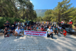 Ölüdeniz'de yamaç paraşütü pilotları uçuşları durdurdu, taleplerini duyurmak için açıklama yaptı