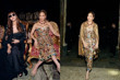 Dolce&Gabbana defilesinde JLo ve Monica Bellucci buluştu