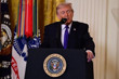 Beyaz Saray'daki teleprompter sorumlusunun Trump'ın konuşma metinleri üzerinden bahis açtığı iddiası