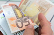 Euro banknotları yeniden tasarlanıyor