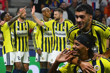 Fenerbahçe, Lyon'u yenerek 18 yıl sonra Şampiyonlar Ligi'ne katıldı, 22,9 milyon euroluk parayı kasasına koymayı garantiledi