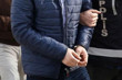 Manisa'da hastalardan ameliyat için para aldığı iddia edilen doktor tutuklandı