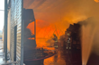 Bursa'nın Nilüfer ilçesindeki mobilya fabrikasının deposunda yangın çıktı