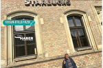 Starbucks, Prag Kalesi'ni topla tüfekle değil latte ile fethetti 