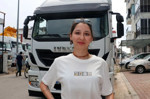 Memuriyeti bırakıp TIR şoförü oldu