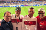 Hamdi Ulukaya ve Ali Koç, ABD maçını birlikte izledi