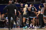 FETÖ'cü Enes Kanter kadınlar maçını karıştırdı