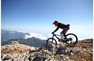 Antalya'da Sky To Sea Dağ Bisikleti Yarışları tamamlandı