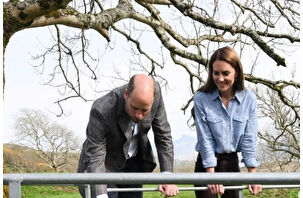 William ve Kate’ten 14. yıl pozu