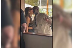 Jessica Alba 44. yaşını Las Vegas’ta havuz partisinde kutladı: Kris Jenner’ın sevgilisi Corey Gamble ile samimi sohbeti dikkat çekti