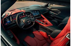2026 Chevrolet Corvette'in iç mekanı yeniden tasarlandı