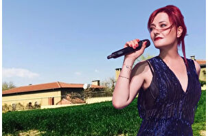 Candan Erçetin çiftliğinde organik tarıma merak sardı