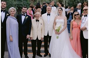 Rahmi Koç'un düğünde siyah beyaz smokin şıklığı 
