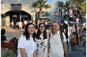 Yunan adalarına Türk akını sürüyor