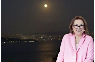 Güler Sabancı’nın dolunaylı İstanbul gecesi