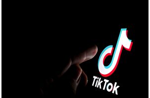 Trump, TikTok'a yine ek süre tanıdı