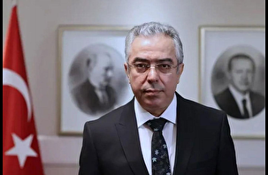 Mehmet Uçum: Yeni anayasa referandumu şart