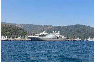 'L Austral' kruvaziyeriyle 200 CEO Marmaris'e geldi