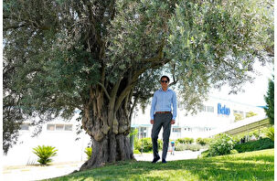 Hakan Bulgurlu fabrikadaki zeytinin hikayesini anlattı