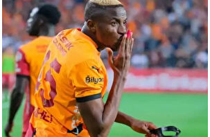 Osimhen'de Napoli ile 'taksit' krizi