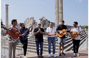 Gipsy Kings by Andre Reyes, Apollon Tapınağı'nda klip çekti