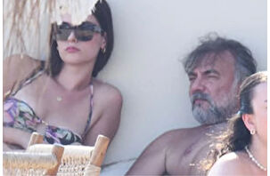 Oktay Kaynarca gizemli genç kadınla Bodrum tatilinde