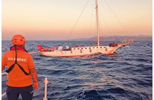 Muğla'da tekne battı, 6 kişi kurtuldu 2 çocuk kayıp