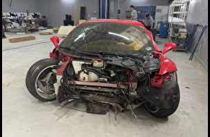Ustanın kaza yaptığı Ferrari'yi futbolcu satın aldı