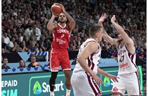 12 Dev Adam, EuroBasket'e galibiyetle başladı