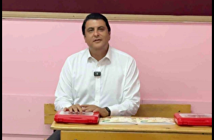 Başkan 100 bin çocuğa kırtasiye seti hediye etti