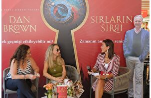 Yeni kitabı "Sırların Sırrı" tanıtılan yazar Dan Brown'dan Türk okurlara video mesaj