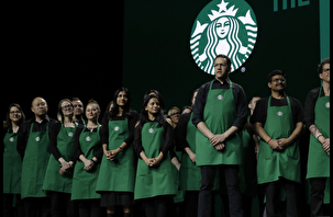 Çalışanları Starbucks'a kıyafet davası açtı