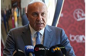 Samsunspor Başkanı'ndan Ali Koç'a: Etrafında çakal vardı