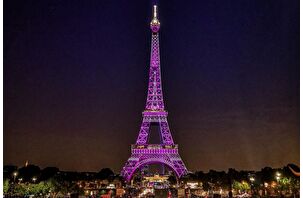 Paris’te 'Pembe Ekim' kapsamında Eyfel Kulesi pembe ışıklarla aydınlatıldı